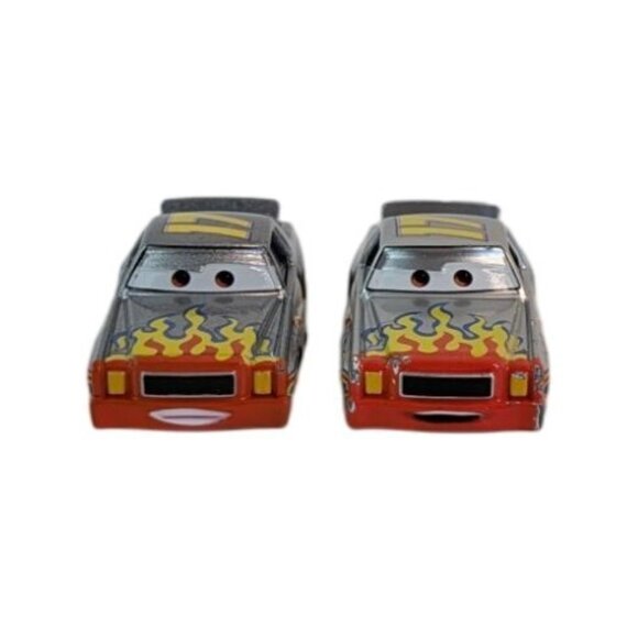 Disney Pixar Cars Diecast #17 Darrell Cartrip & #11 Mario Andretti Lot of 2 - Picture 5 of 13